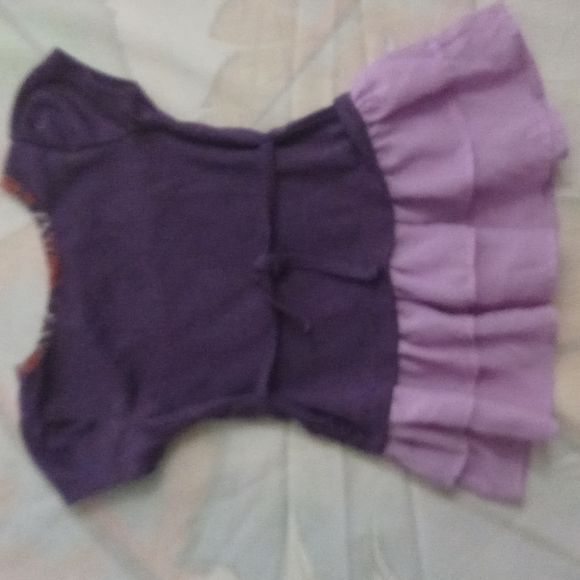 Toddler Ruffle Bottom TooP - Picture 3 of 3